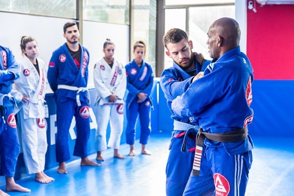 Adult self-defense in Rio Rancho, NM: How jiu jitsu at Gracie Barra Rio Rancho can keep you safe | Phone: +1 (505) 818-9220